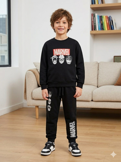 Ensemble marvel noir